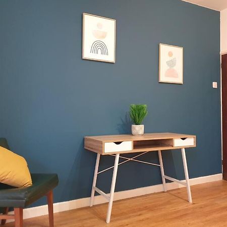 City Townhouse Close To Cafes And Restaurants Norwich Bagian luar foto