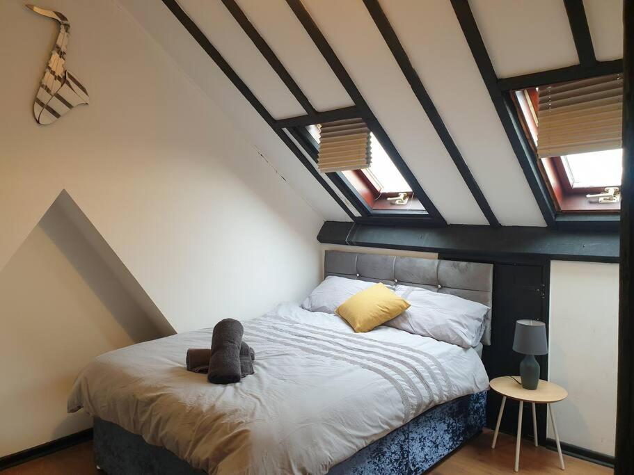 City Townhouse Close To Cafes And Restaurants Norwich Bagian luar foto