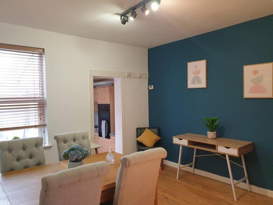 City Townhouse Close To Cafes And Restaurants Norwich Bagian luar foto